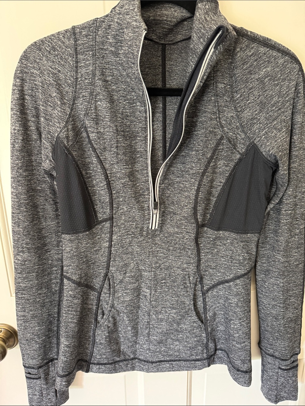 Women’s vintage Lululemon  Grey Quarter-Zip Performance top